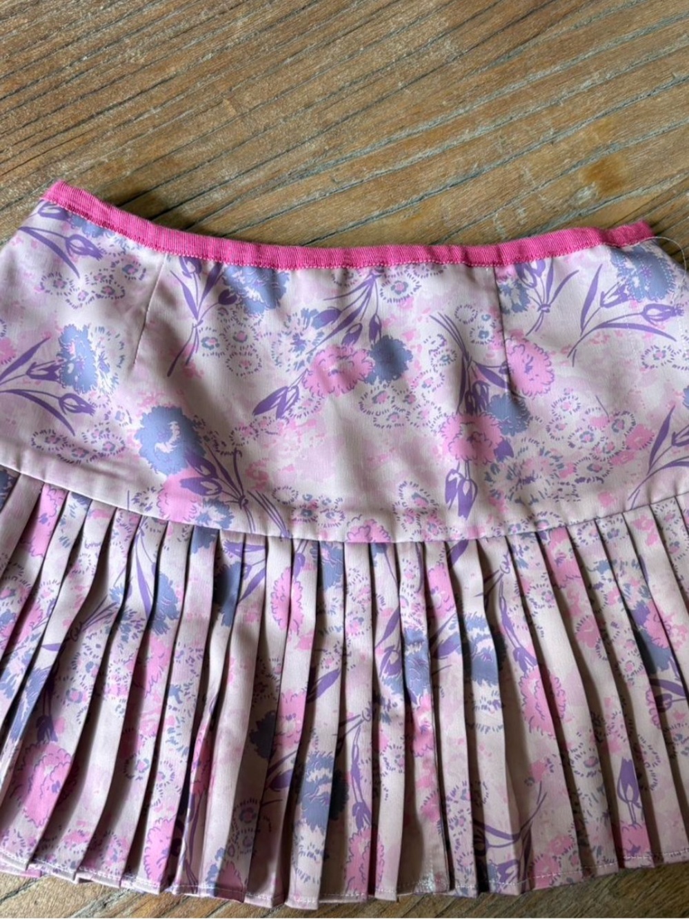 Urban Outfitters Kimchi Blue Pink and Purple Floral Pleated Mini Skirt XS - Picture 9 of 9